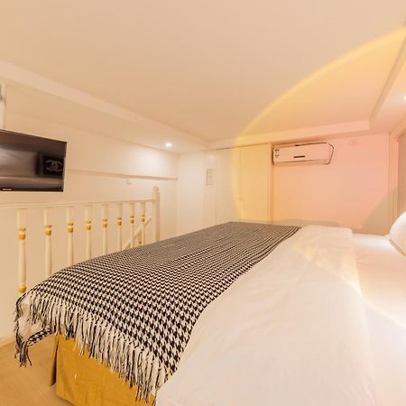 Lavendar Duplex Apartment Guangzhou Dış mekan fotoğraf